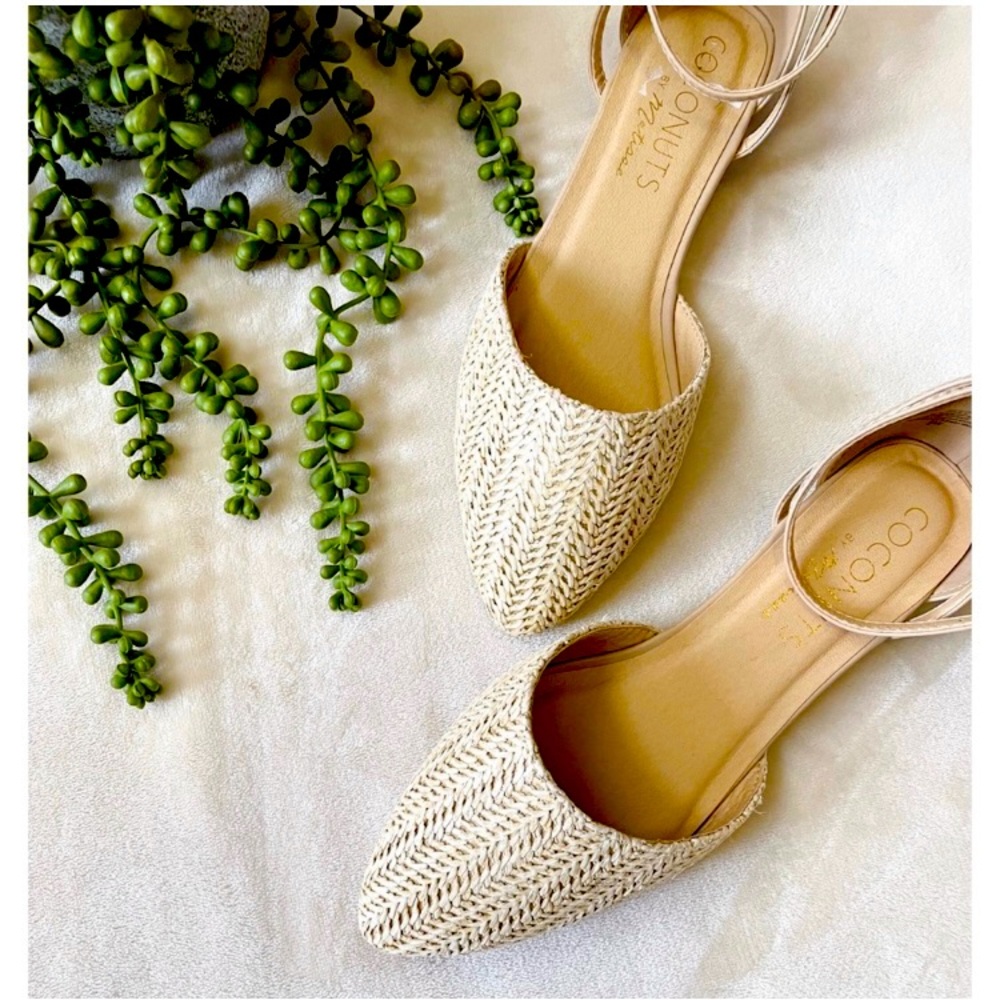Coconuts by Matisse flats